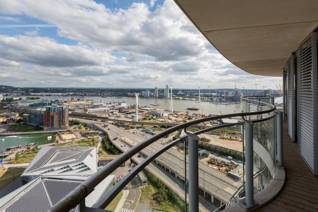 Апартаменти Royal Docks Penthouse Лондон Екстер'єр фото